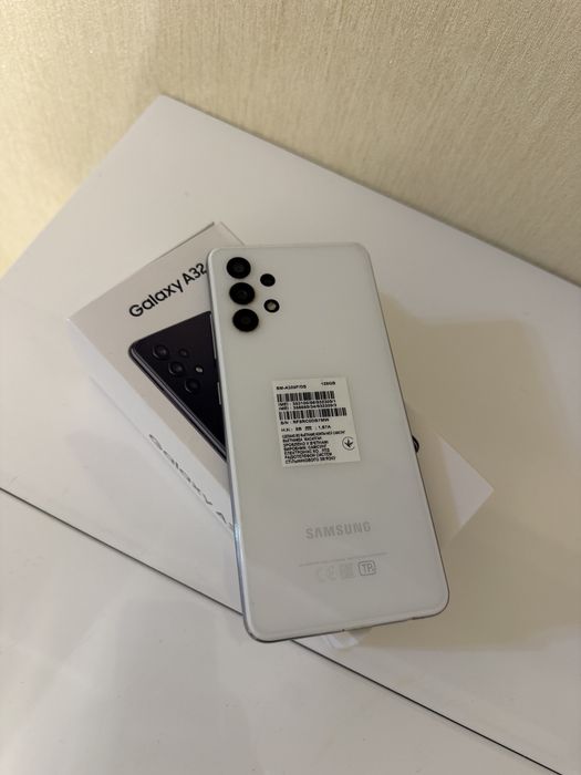 Самсунг А32 128 гб белом и черном цвете срочно