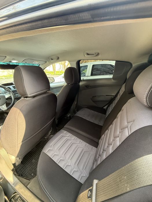 Продаётся Chevrolet Spark AT