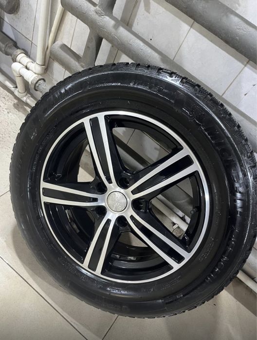 Шипованная с дисками 225/60/17