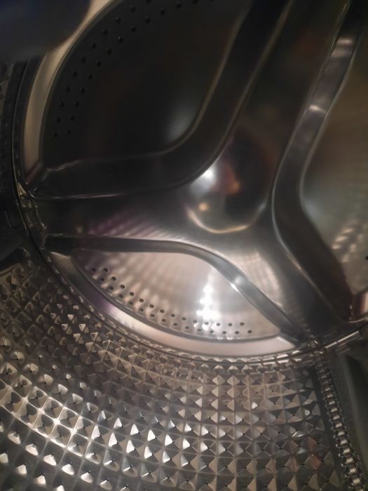 Продам стиральную машину в идеальном состоянии на 8кг