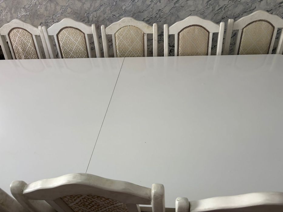 Стол И  стуля срочна продам