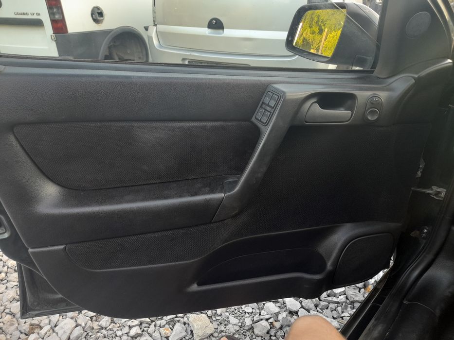 Opel Astra 1.6mi-75кс./2001/-на части