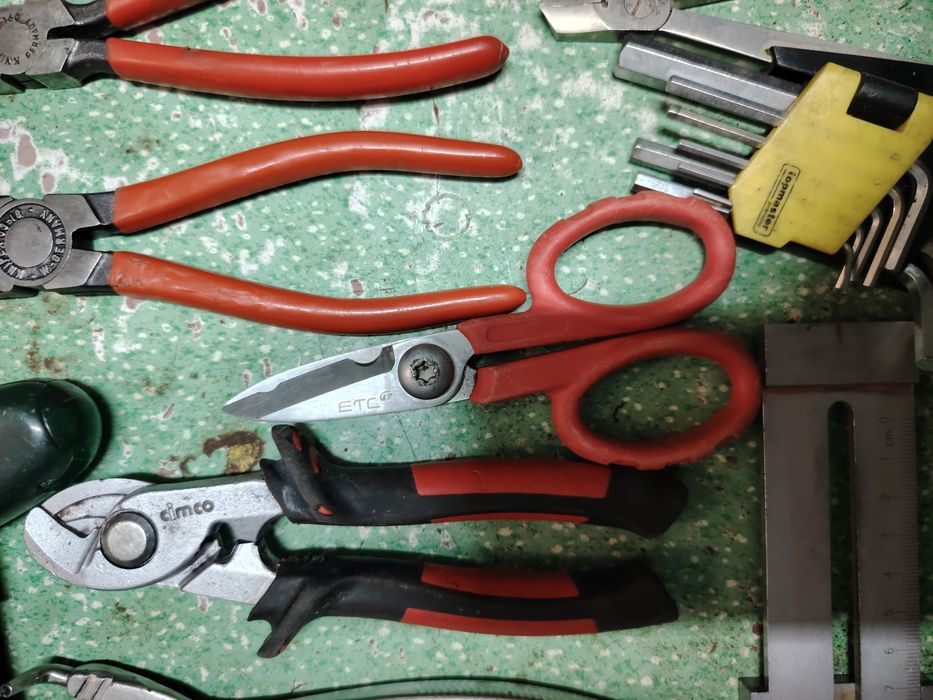 Куфар Stanley,Инструменти  Knipex, Wera,Facom