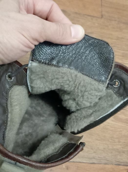 Продам женские зимние  сапоги
