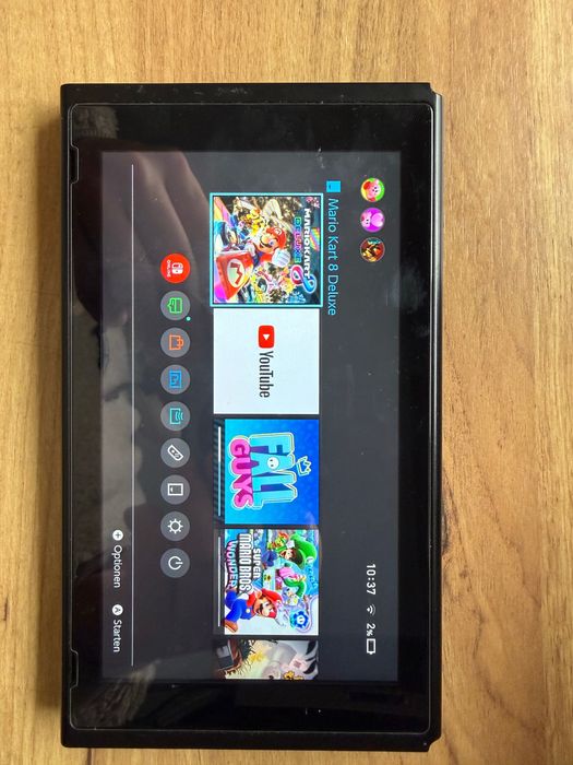 Nintendo Switch Pikachu Edition