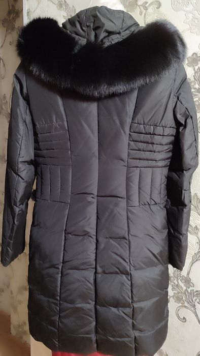 Продам зимний пуховик