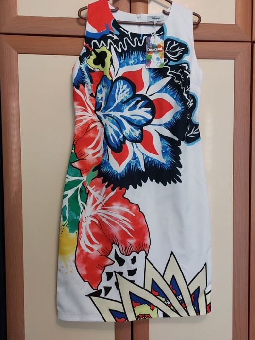 Нова рокля Desigual