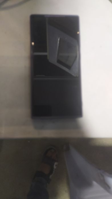 Samsung galaxy s 23 ultra 256GB holati yangi.