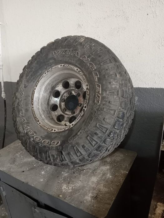 Продам шины в ОТС