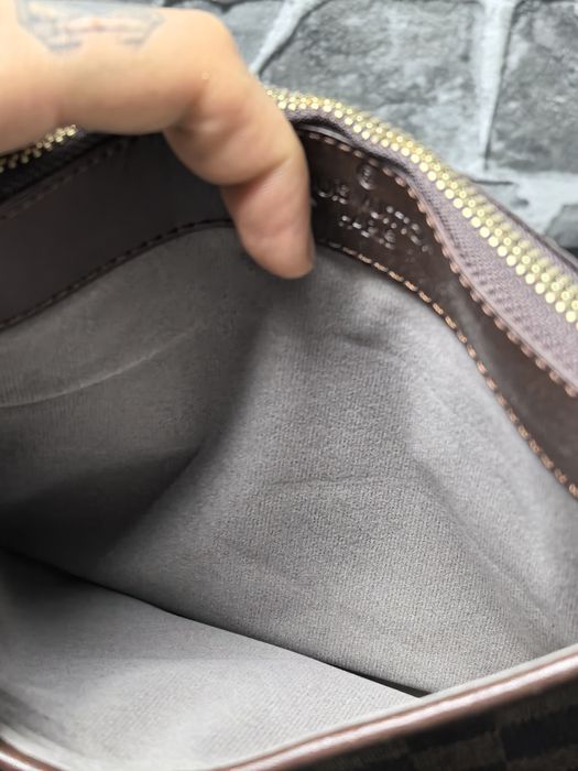 Luis Viton чанта тип плик