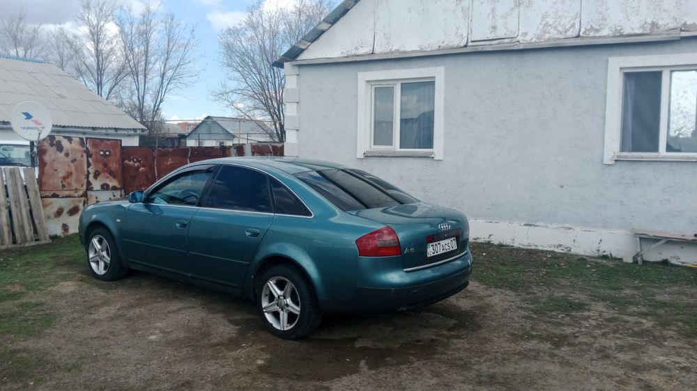 Audi A6 2001 года