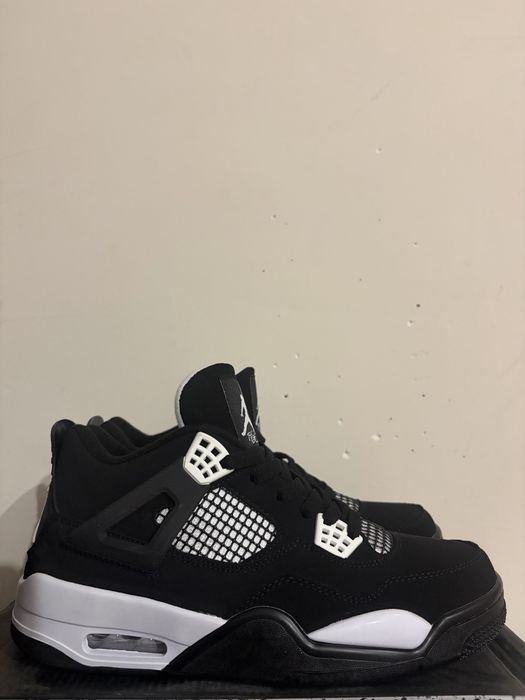 Air Jordan 4 - 40,41,42,45