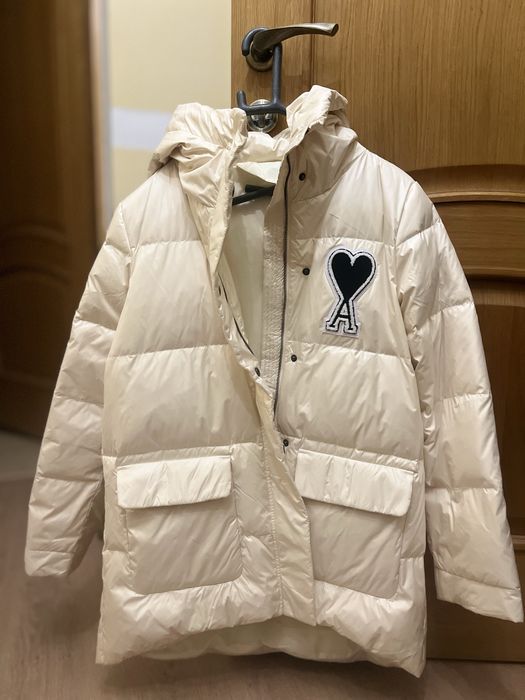 Пуховик бежевый 46 размер