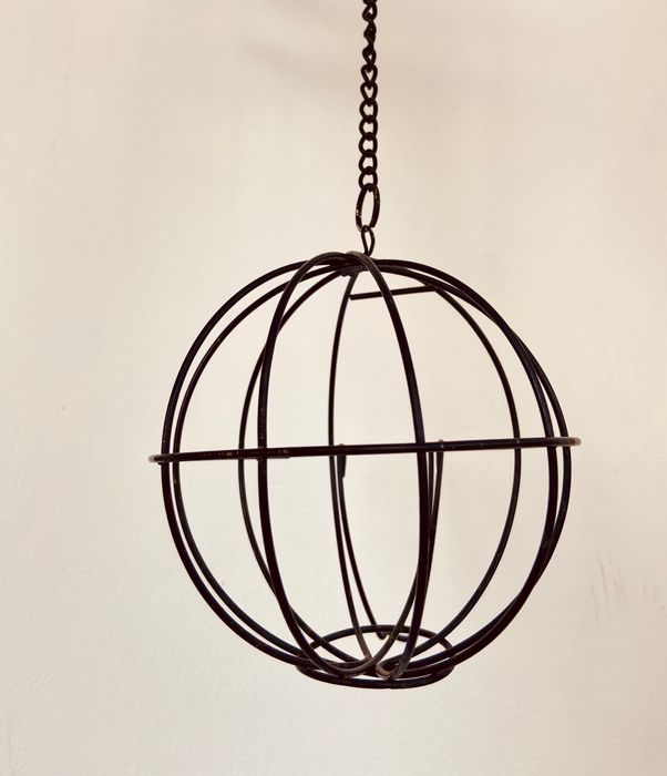 Шар для кормления животных ( кролик , шиншилла)