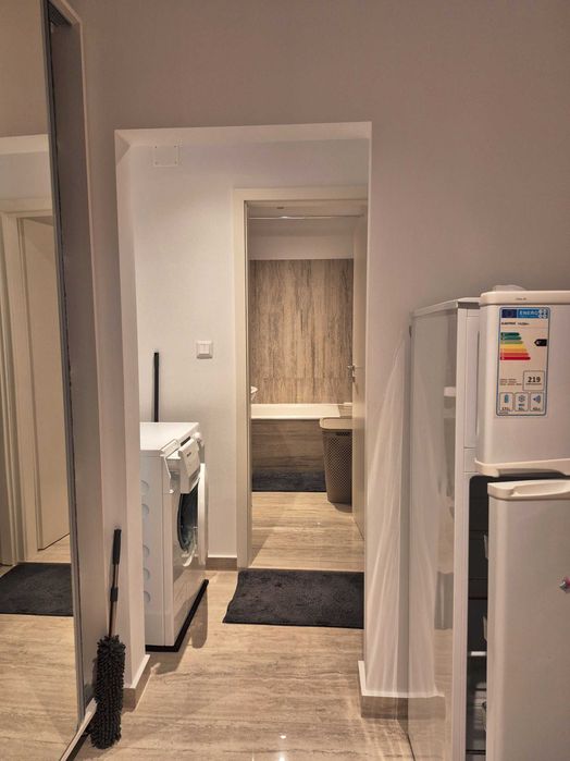 Închiriez apartament 2 camere zona soarelui