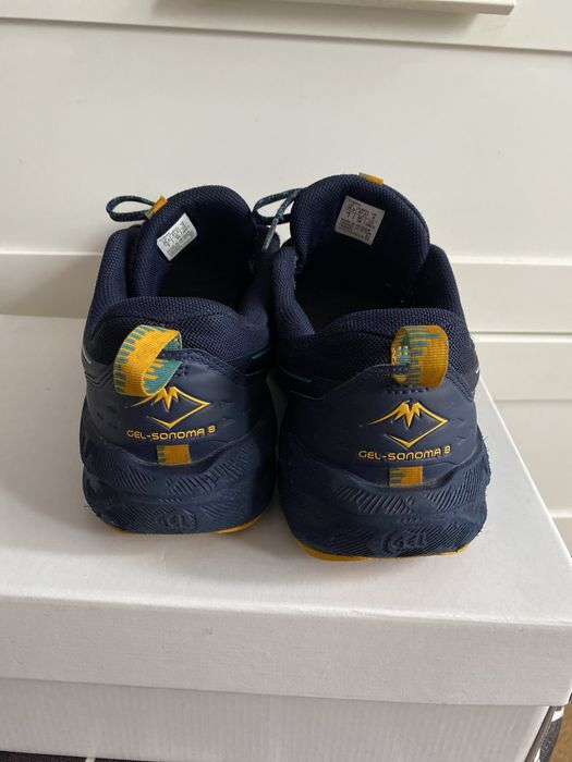 Маратонки Asics-40 и 41 номер