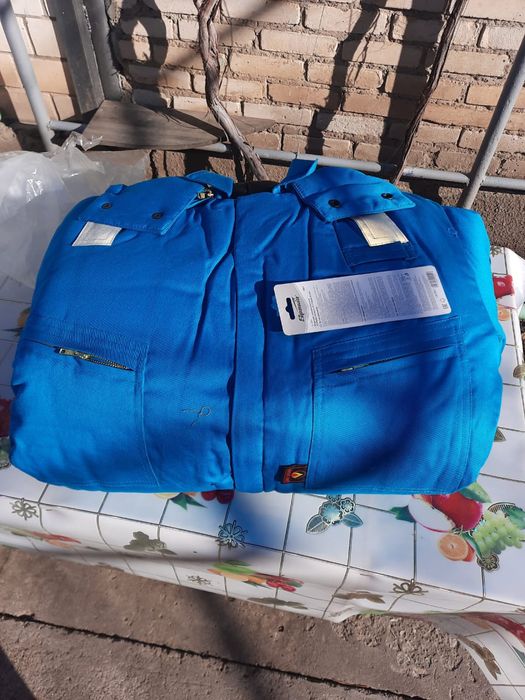 Комбинезон и куртки зимние