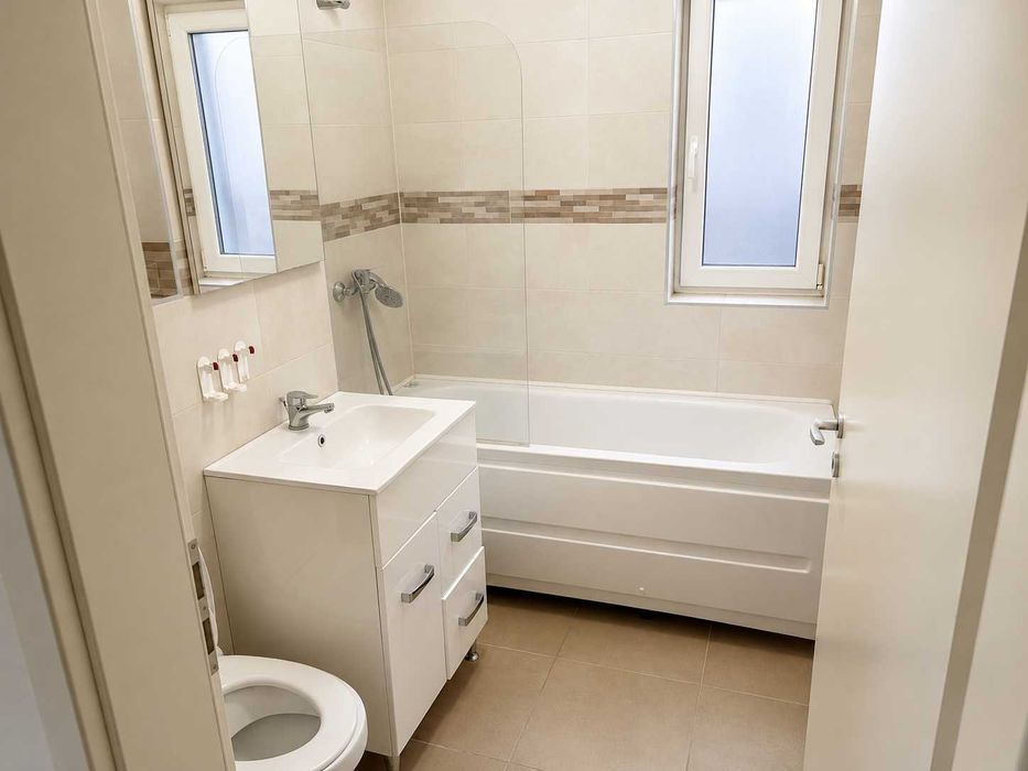Ap 2 camere, prima inchiriere, Dumbravita Str Freziei, 2 loc parcare