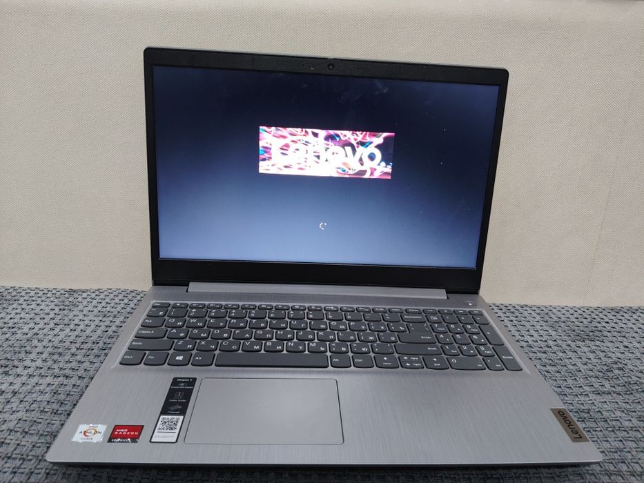 Ноутбук Lenovo
в комплекте