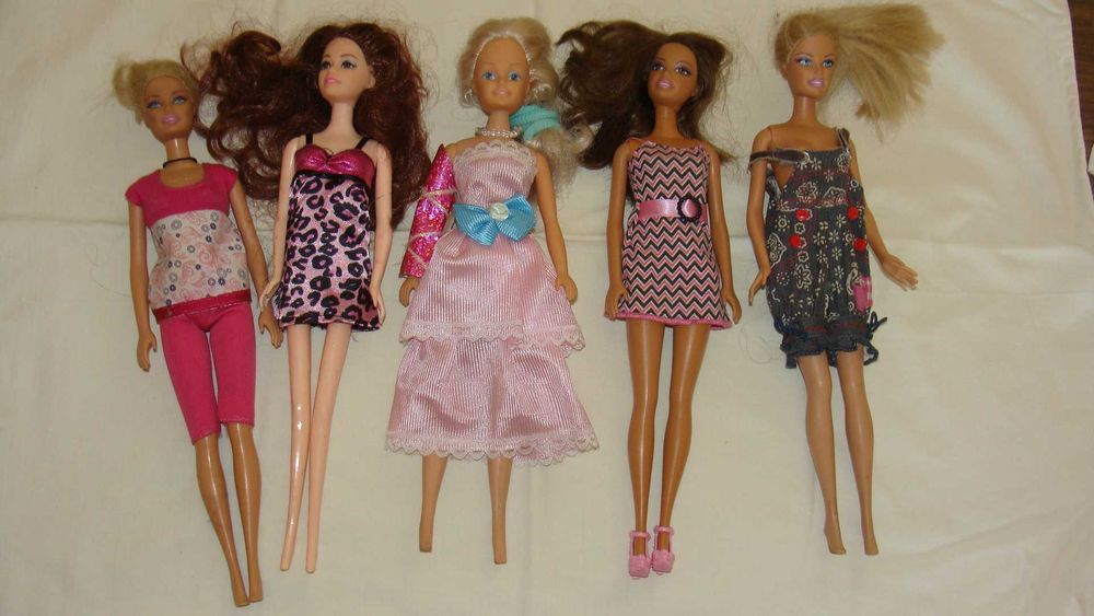 Монстер хай,уингс,братц, Барби