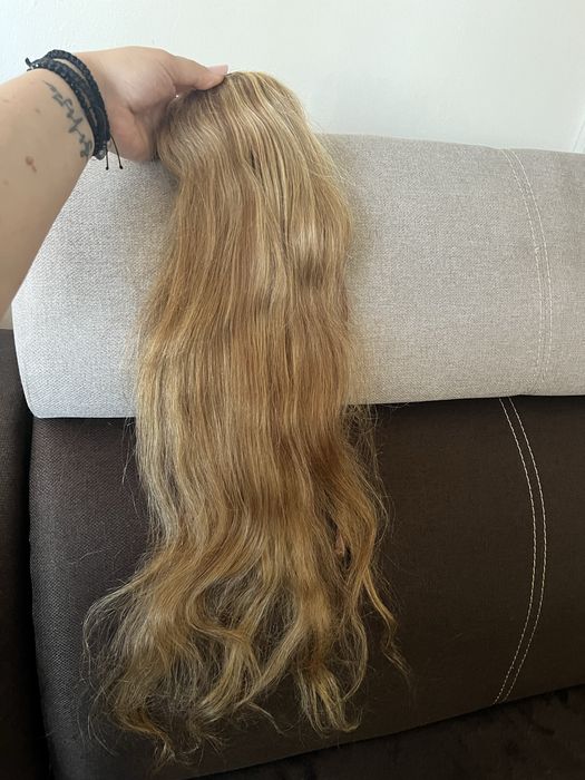 Vând coadă de păr natural