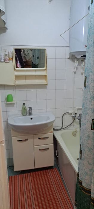 Продается 2-х комнатная квартира в Сортировке.