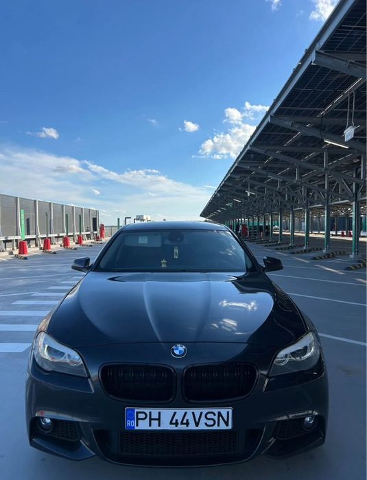 BMW Seria 5 F10 530D