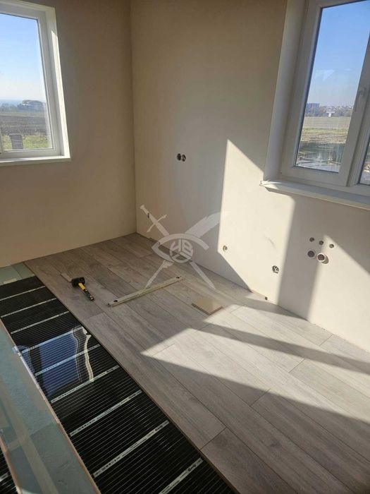 Двуетажна Къща - Сарафово