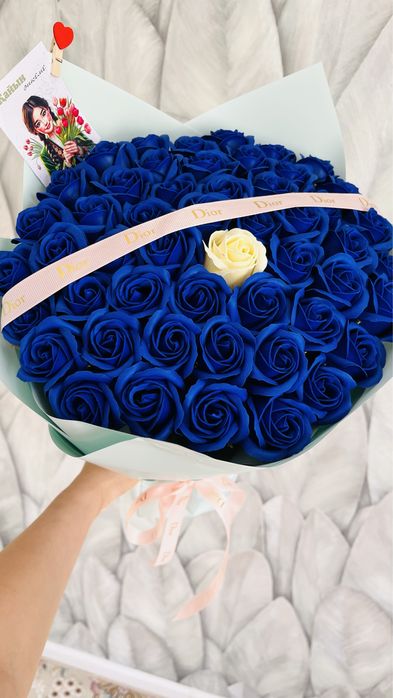 АКЦИЯ 101 роза со скидкой 20.мың. 51 роза 12.мың (негізгі баға 20 мың)