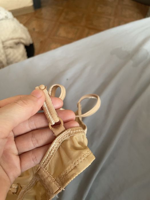 Бюстгалтер нулевка