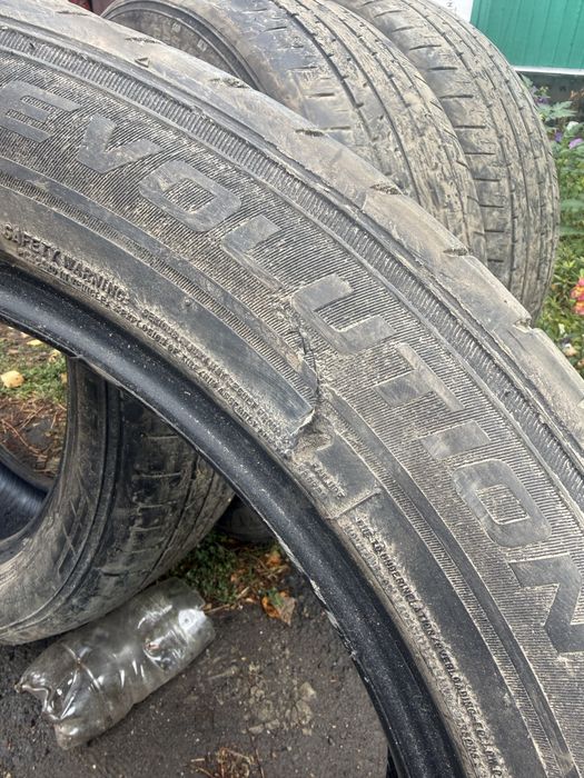 Продам резину летнюю 225/55R19
