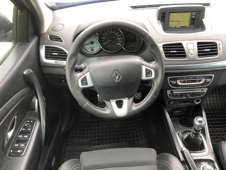 Renault Megane GT-line an 2012 motor 2.0dci 160cp navigatie climatronic xenon parktronic piele