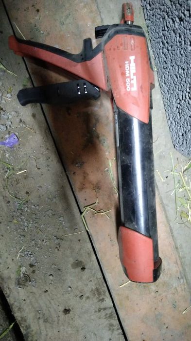 Пистолет для силикона