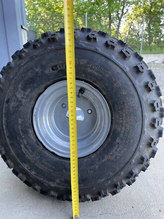 Продават се! Гуми с джанти в добро състояние.