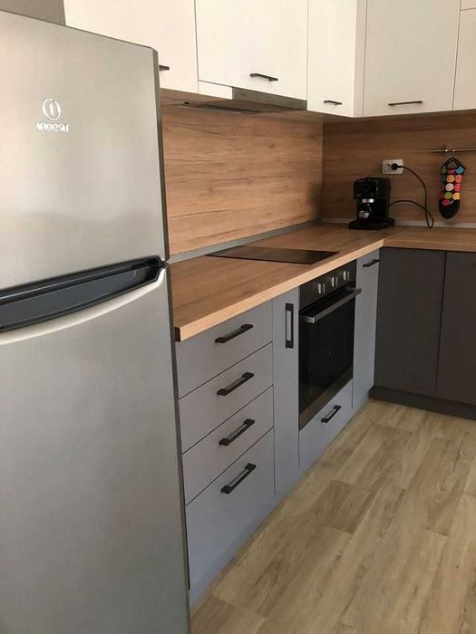 Дава се под наем Едностаен апартамент в Пловдив, Център - 45 кв.м за 250 € - Снимка #2