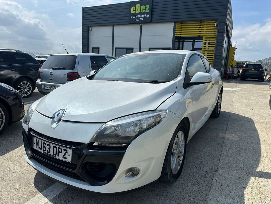 Dezmembrez / Dezmembrari / Piese / Accesorii Renault megane 3 facelift 2014 1.5 dci 110 cp coupe alba
