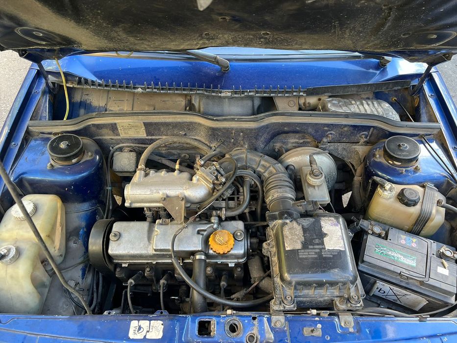 Продам машину ваз 2115