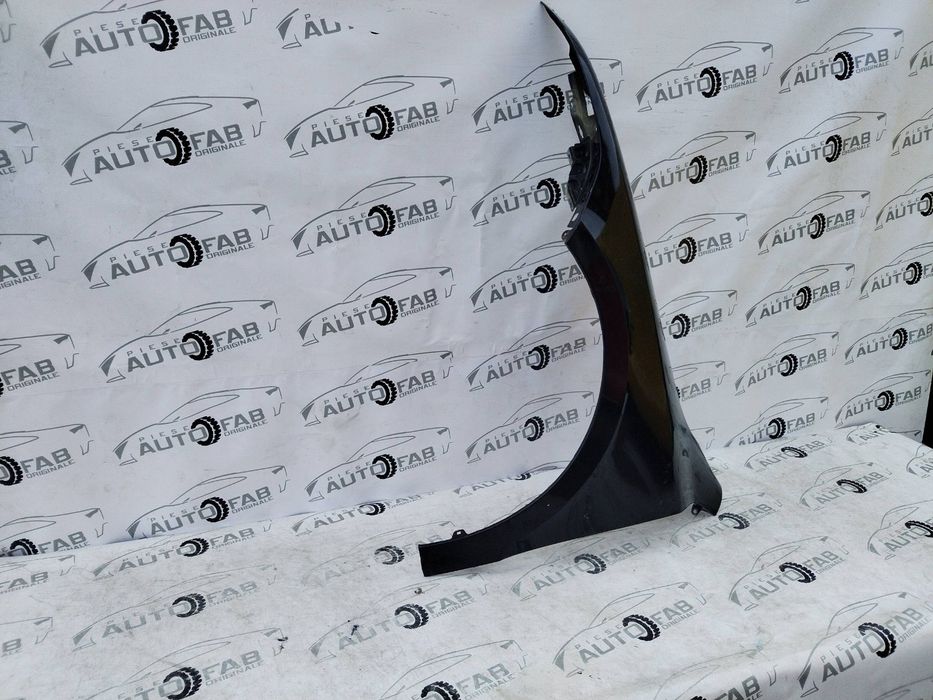 Aripa stanga Skoda Superb 2 an 2008-2009-2010-2011-2012-2013