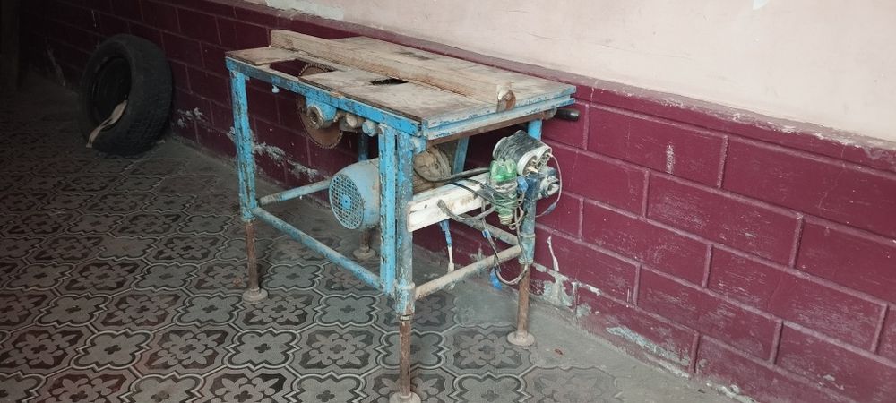 Motorniy arra sotiladi.