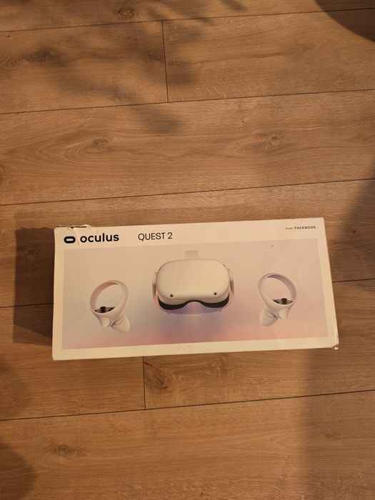 Oculus Quest 2 VR – stare foarte bună, cu accesorii