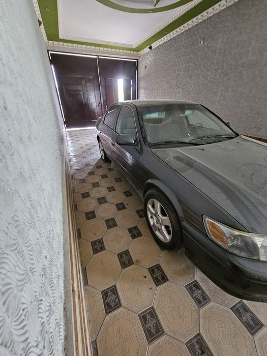 Toyota Camry v20