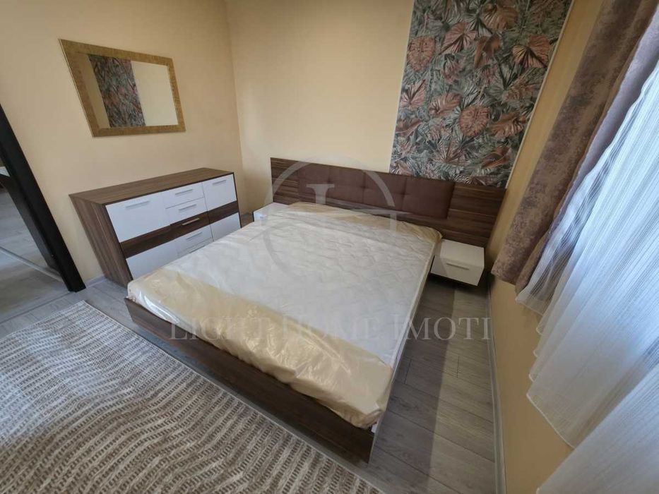 Продава се Тристаен апартамент в Пловдив, Каменица 2 - 90 кв.м за 1889 €/кв.м - Снимка #7