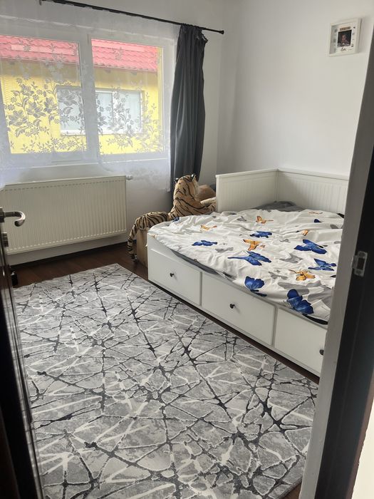Ofer spre inchiriere Duplex in zona Terra , Floresti