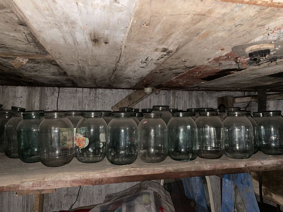 Банки двух трех литровые