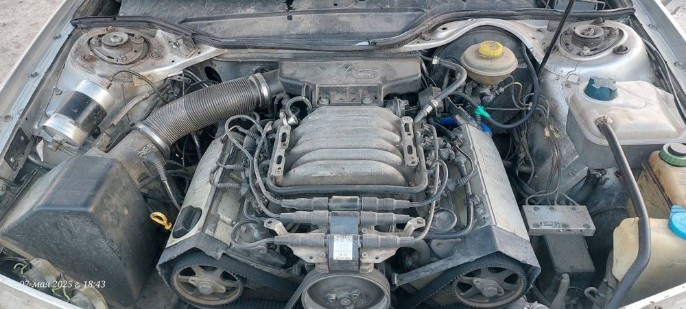 Продам Ауди с4 универсал обем 2.8