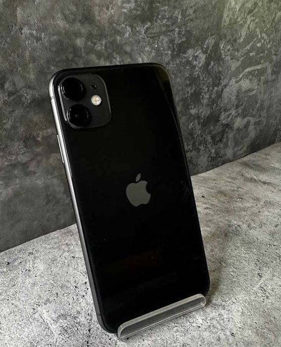 Смартфон Айфон 11