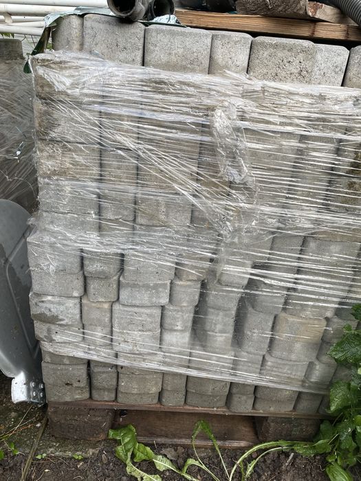 Pavele 23 m2 forma de trapez
