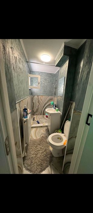 Vând apartament la cheie