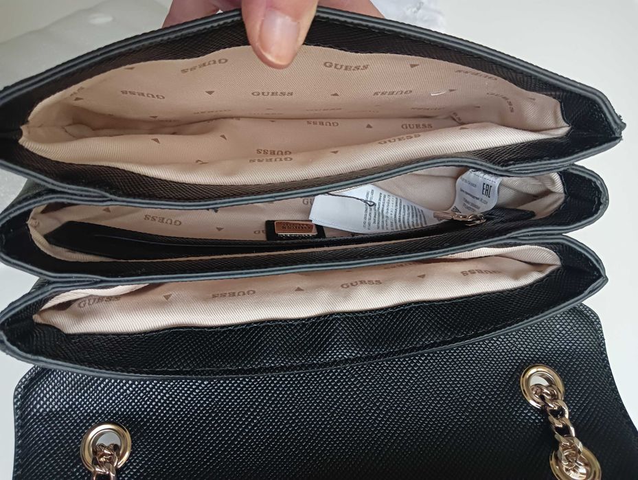 Дамска чанта Guess .Оригинална.