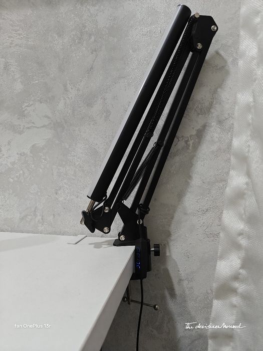 настольная лампа